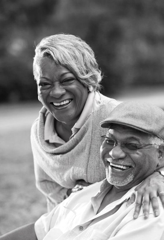 Conheça os 6 indicadores que aproximam casais parecidos fisicamente - Blog de Psicologia Melkberg - casais - parecidos - fisicamente - indicador - Zajonc