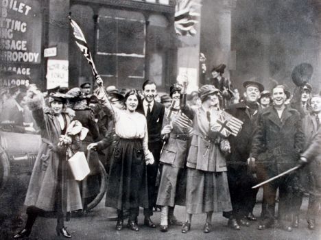 Biografia da escritora e enfermeira de guerra, Vera Brittain - blog de psicologia Melkberg - Vera Brittain - Edward Britin - guerra - Primeira Guerra Mundial - Roland Leighton - Testament of Youth - VAD - Winifred Holtby - George Catlin