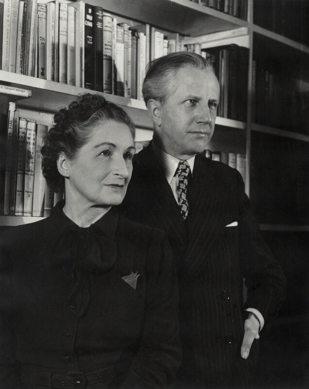 Biografia da escritora e enfermeira de guerra, Vera Brittain - blog de psicologia Melkberg - Vera Brittain - Edward Britin - guerra - Primeira Guerra Mundial - Roland Leighton - Testament of Youth - VAD - Winifred Holtby - George Catlin